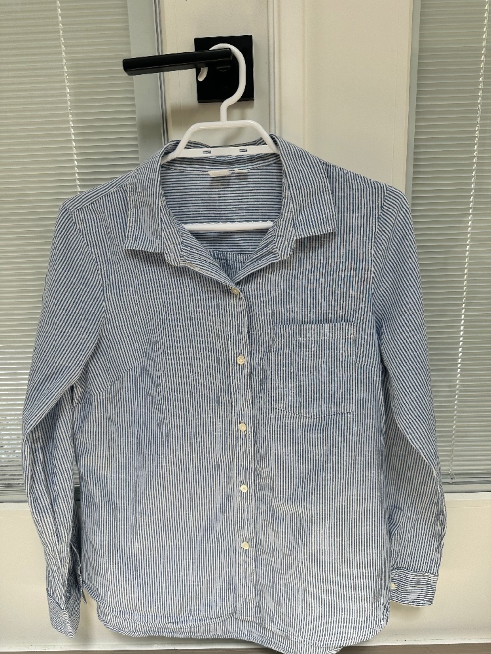 Gap Cotton Blue/White Striped Button Down Shirt